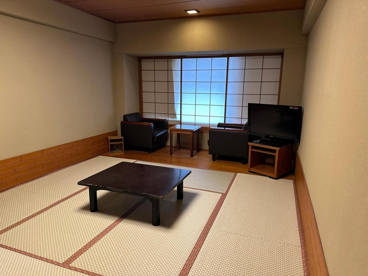 Atami New Fujiya Hotel Exterior photo